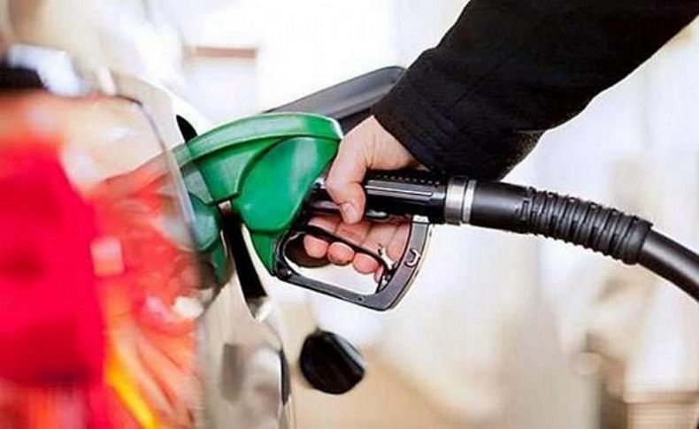 Benzine gece yarısı 9-11 kuruş zam geliyor