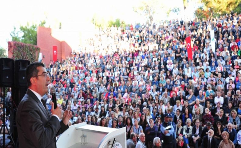 Binlerce kişi tek bir ağızdan andımızı okudu