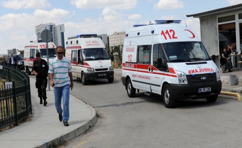 Biri ağır 4 yaralı polis hastaneye getirildi