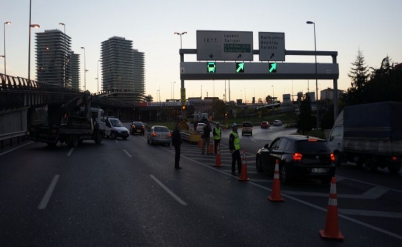 Boğaziçi Köprüsü trafiğe kapatıldı