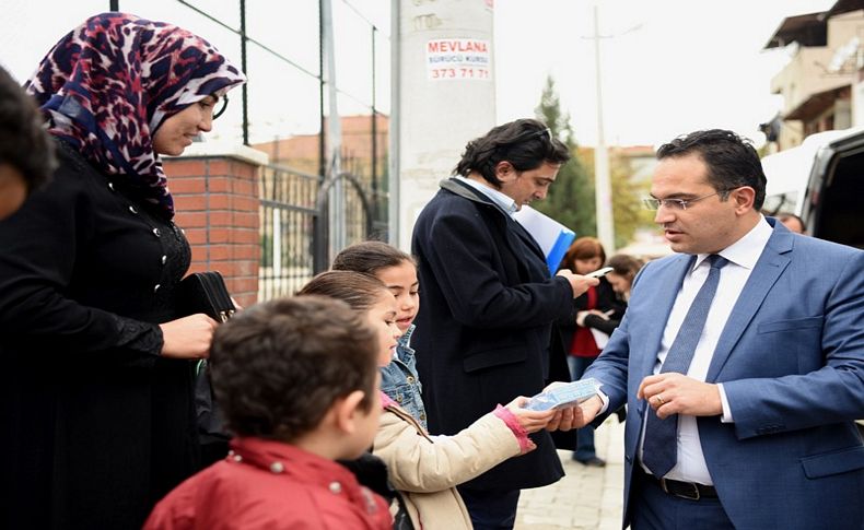 Bornova Belediyesi’nden muhtarlara tam destek