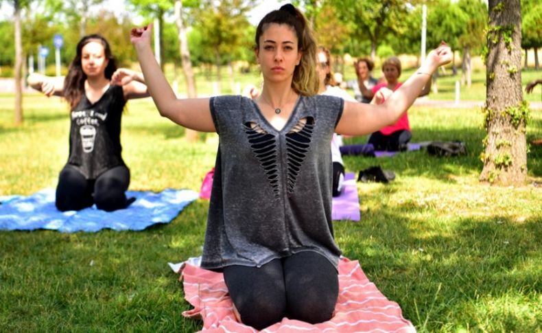 Bornova'da yoga zamanı!