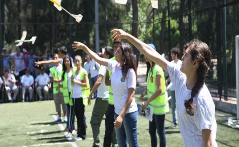 Bornova’da maket uçak heyecanı