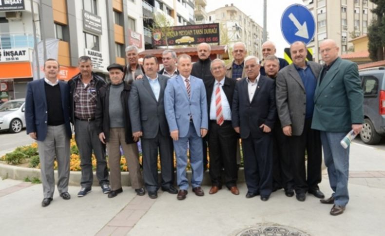 Bornovalı taksiciler, kahvaltıda Aslan'ı ağırladı