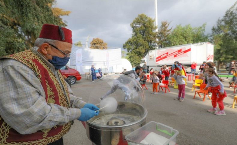 Buca Belediyesi’nden çadır kentin miniklerine hafta sonu sürprizi