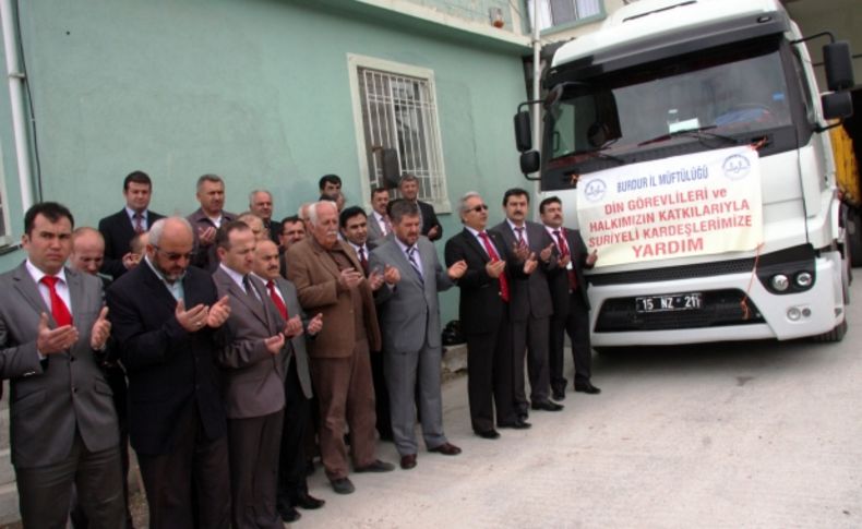 Burdur Müftülüğü'nden Suriyeli mülteciler için bir TIR un