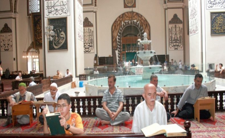 Bursa Ulu Cami'de yerden ısıtma sistemine geçiliyor