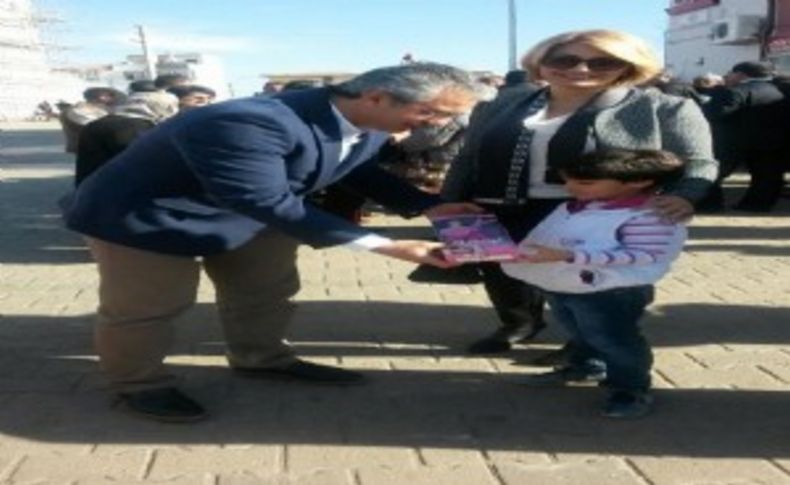 Facia bölgesine park yapacak, kitap gönderecek