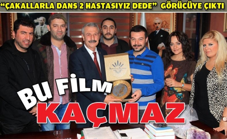 Çakallarla Dans’ın İzmir Galası Karabağlar’da