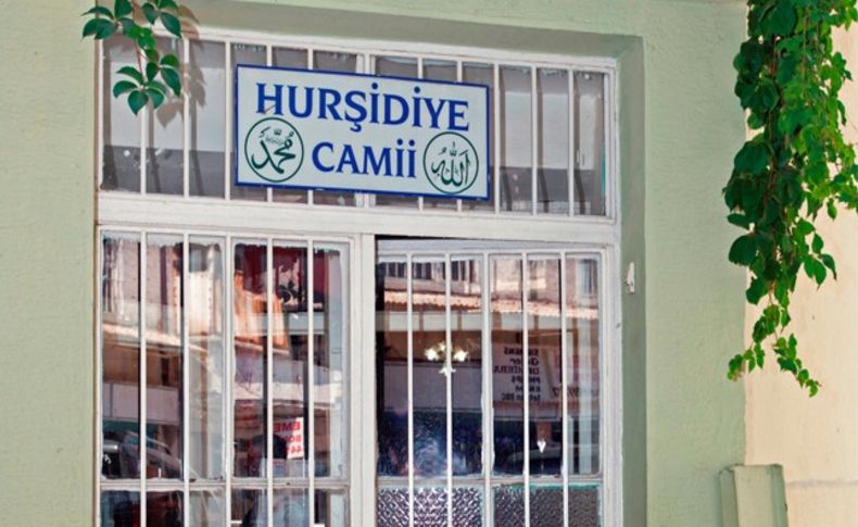 İzmir'in tarihi Hurşidiye Camisi'nin adı değişti!