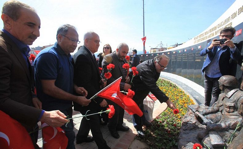 Çanakkale'ye ve şehitlere saygıyla...