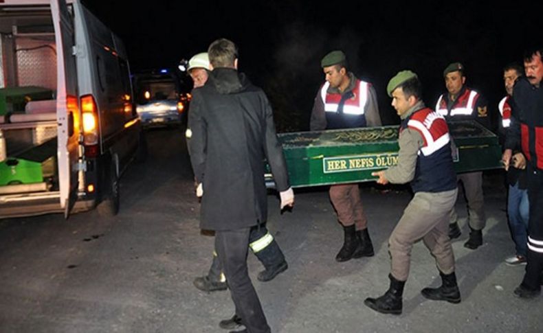 İzmir'de cenazeye katıldılar, Adana'ya dönemediler