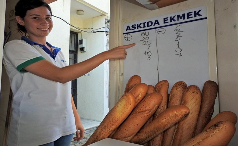 Çeşme'de 'askıda ekmek' uygulaması