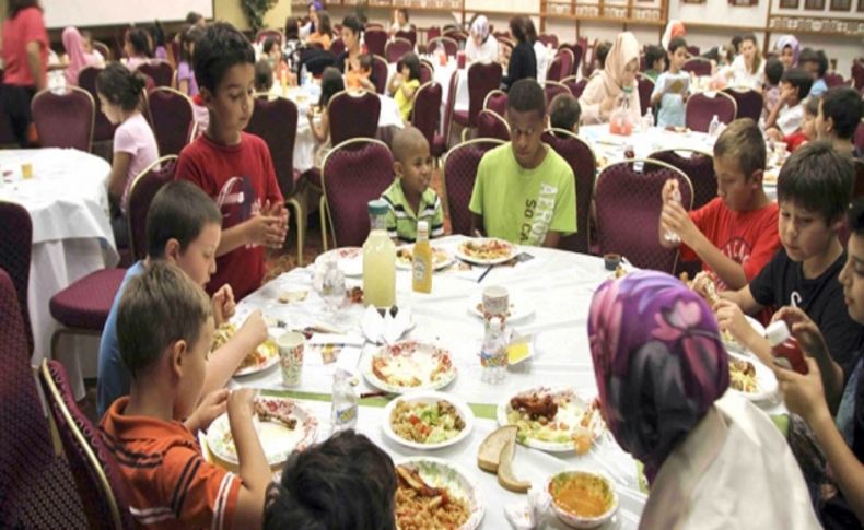 Chicago'da çocuklara özel iftar programı