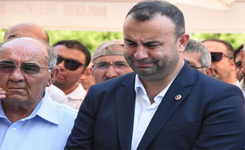 CHP'li Arslan, kardeşinin cenazesini gözyaşlarıyla uğurladı