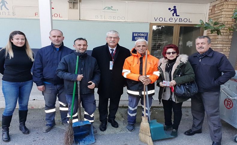 CHP'li Beko: Bir alkış da temizlik işçilerine!