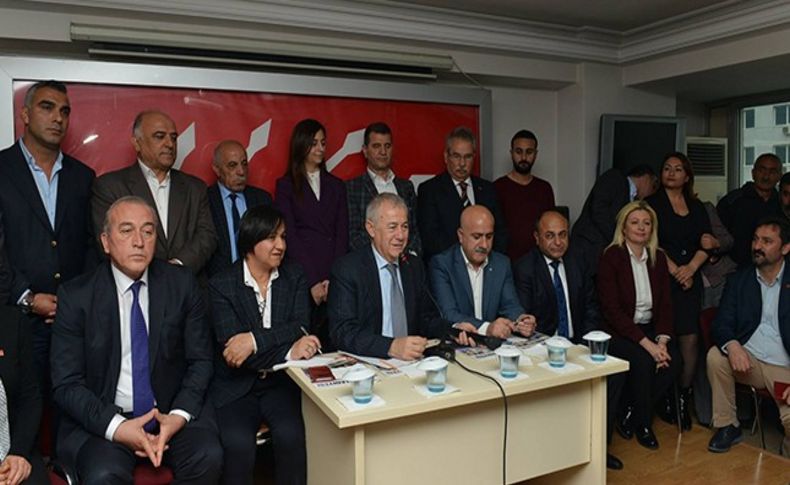 CHP Çiğli'de Yüksel'den disiplin mesajları