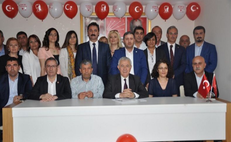 CHP İzmir'den 23 Nisan'da topyekün alternatif kutlama