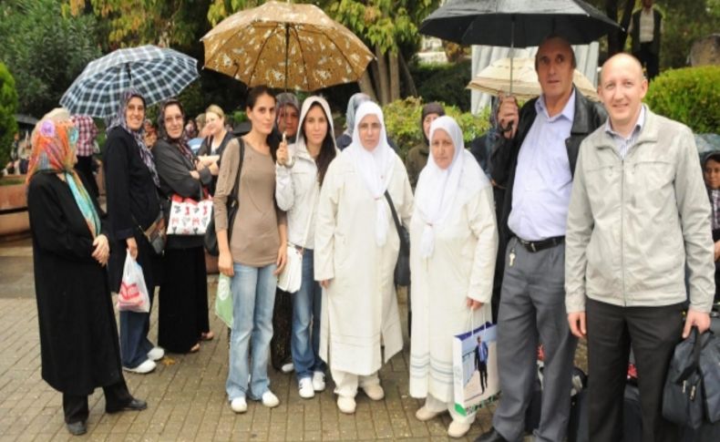 Çifte vatandaş kontenjanı olan hacı adayları yola çıktı