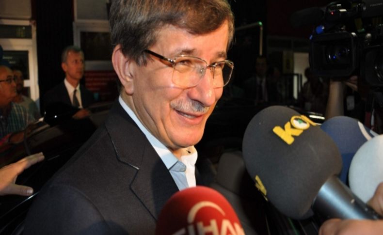 Davutoğlu: Konyaspor’u tebrik ediyorum