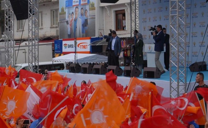 Başbakan Davutoğlu'ndan İzmir'de çifte miting