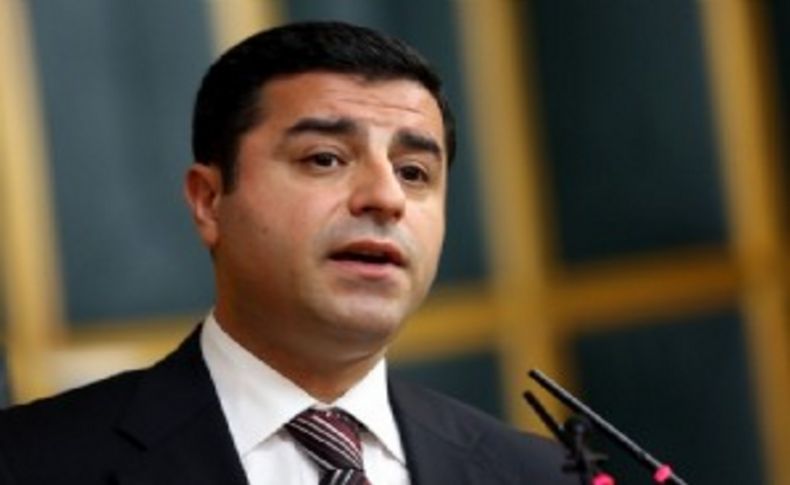 Demirtaş: Birileri onu halifeliğe inandırmış