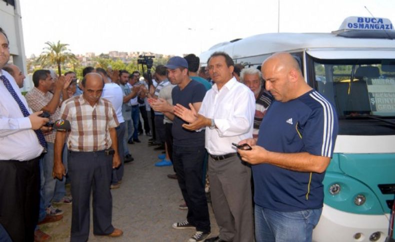 İzmir'de dolmuşçulardan 'değnekçi' tepkisi