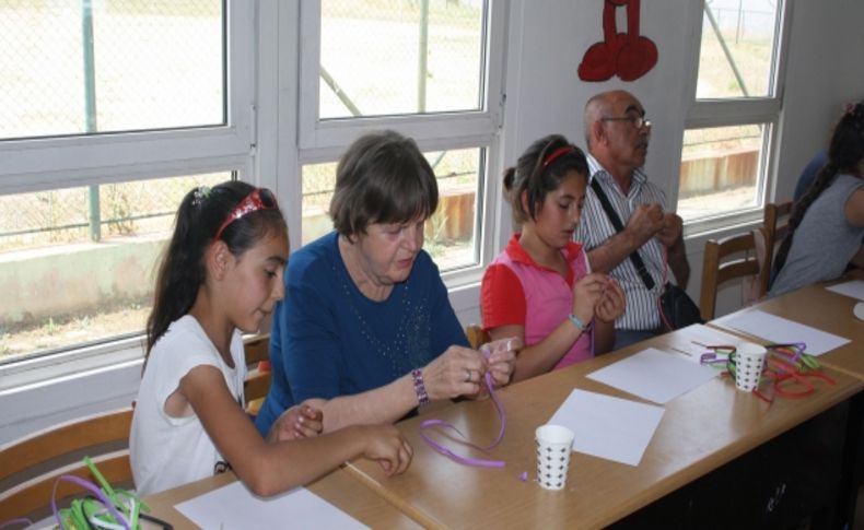 Ege Üniversitesi öğrencilerinden ‘7’den 70’e Gençlik Şenliği’