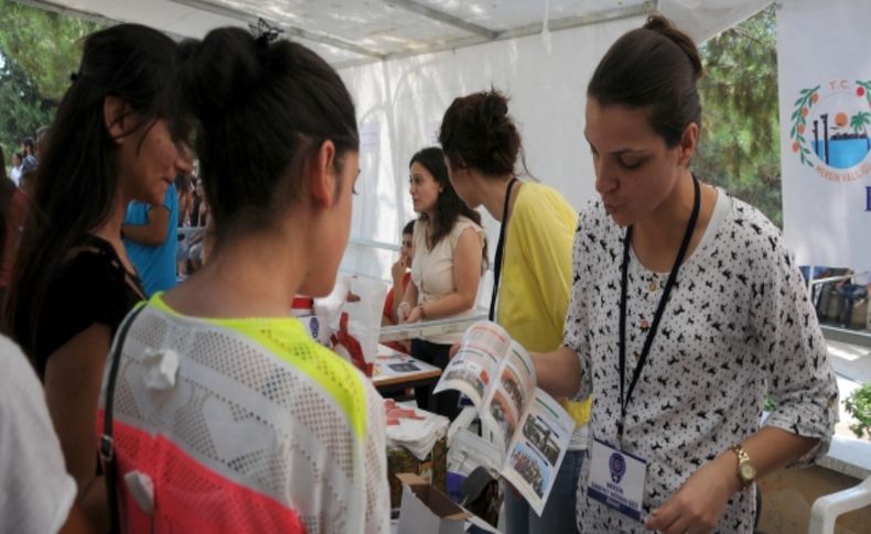 Emniyetten üniversite öğrencilerine broşürlü terör uyarısı