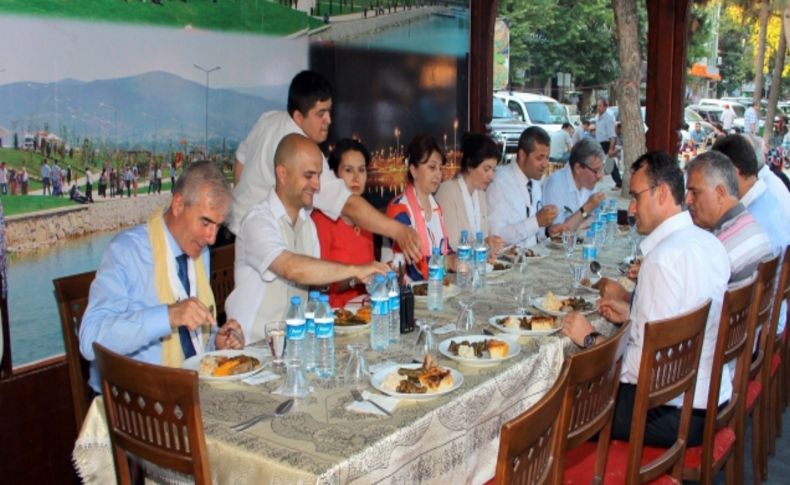 Erbaalı ev hanımları güzel yemek yapmakta yarıştı