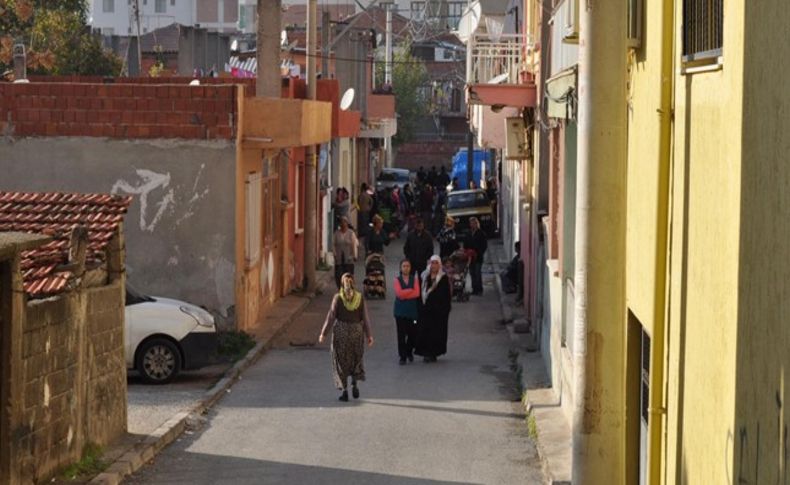 İzmir'de bir kadın cinayeti daha: Hapishaneden kaçtı, eşini öldürdü!