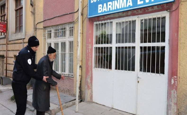 Evsizler, kışı Büyükşehir Barınmaevi’nde geçiriyor