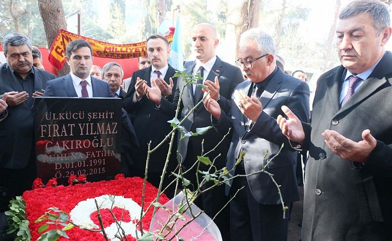 Fırat Çakıroğlu, mezarı başında anıldı