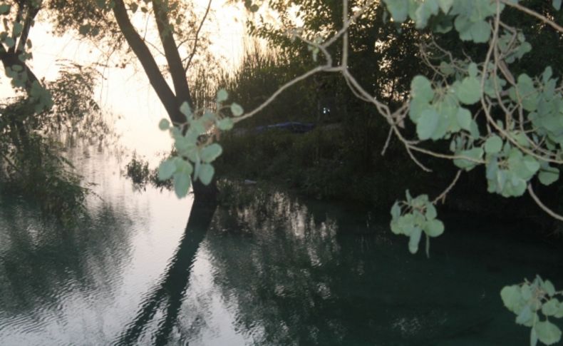 Fırat Nehri'nde yüzen çocuk boğuldu