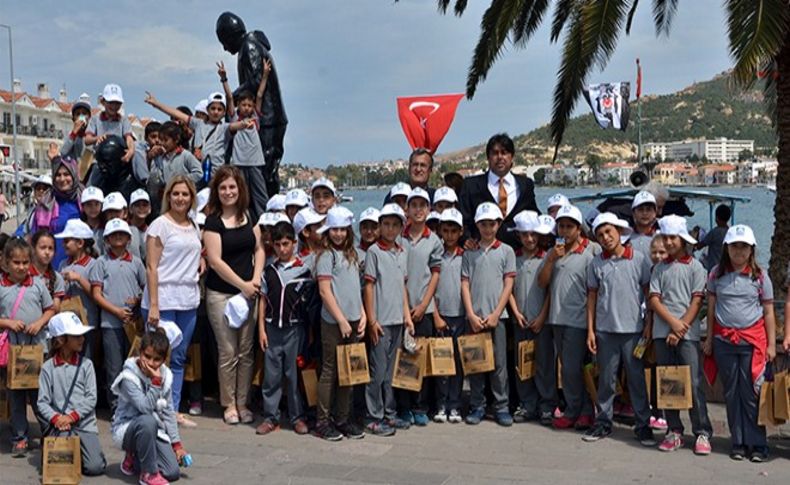 İlkokul öğrencilerinin Foça ziyaretleri sürüyor