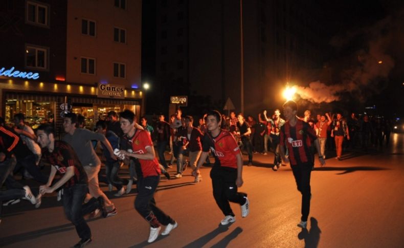 Galatasaray taraftarı Eskişehir’de sevinemedi