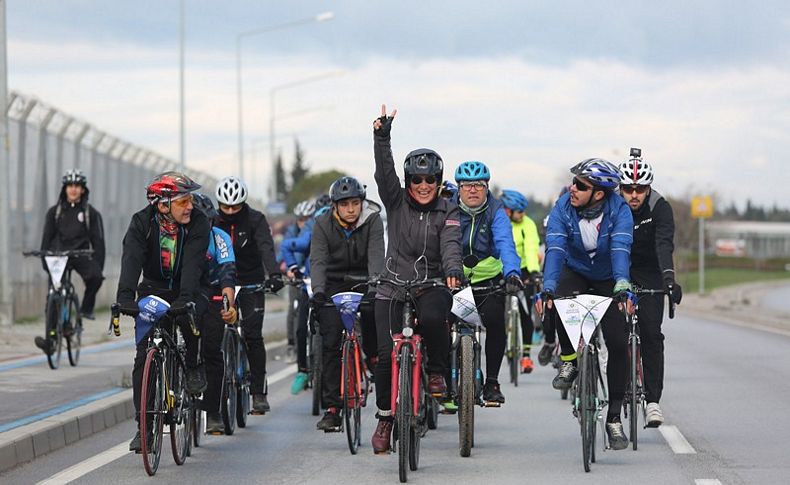 Gaziemirliler doğa için pedalladı