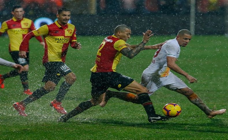 Göztepe evinde Galatasaray'a mağlup oldu