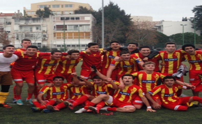 Göztepe U-18 takımı Türkiye ikincisi oldu