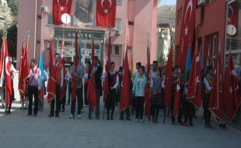 Hakkari’de 30 Ağustos törenle kutlandı