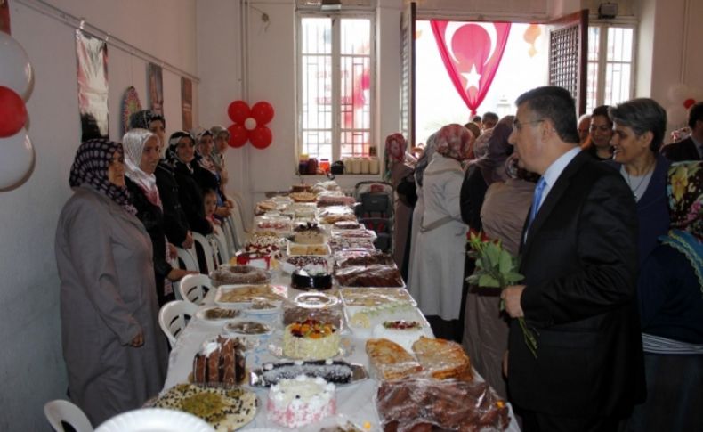 Hatay’da Kutlu Doğum kermesi açıldı