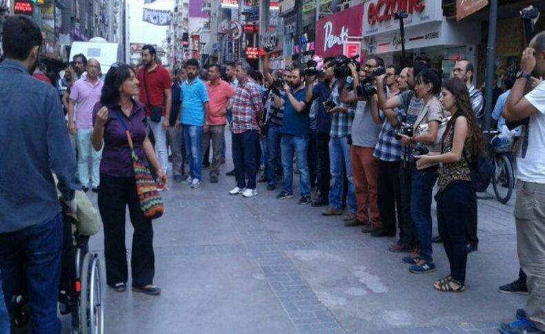 İzmir'de anma gerginliği: Çok sayıda gözaltı!