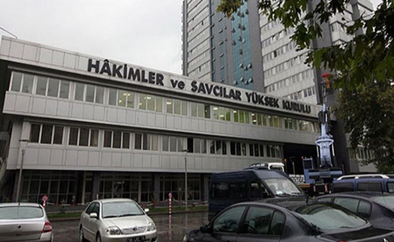 Yüzlerce hakim ve savcının yeri değişti!