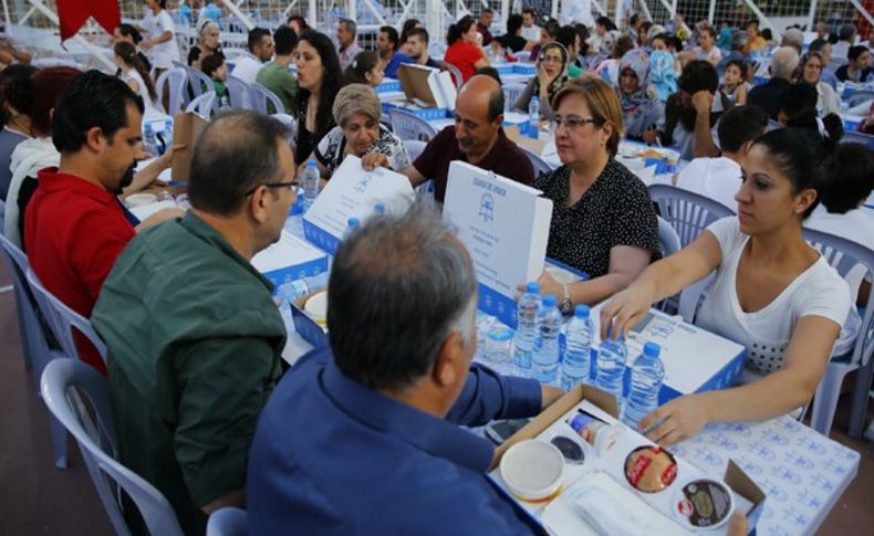 İftar belediyeden kahve mahalleliden