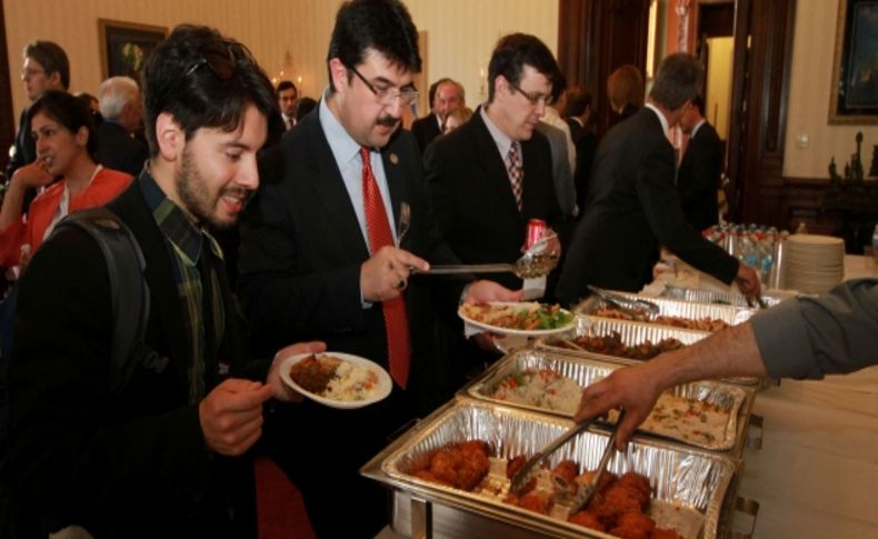 Illinois Eyalet Meclisi'nde Türkiye ve Türk cumhuriyetleri tanıtıldı