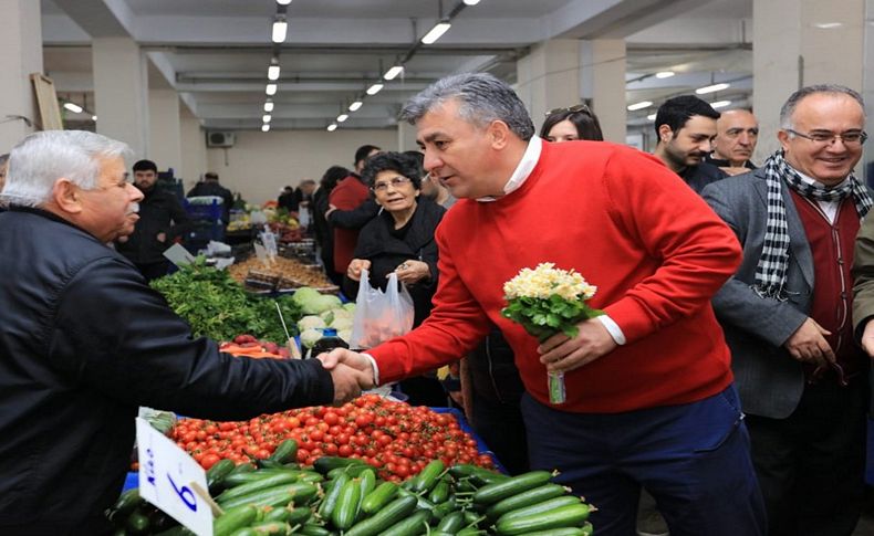 İnce Güzelbahçe'yi dinleyecek