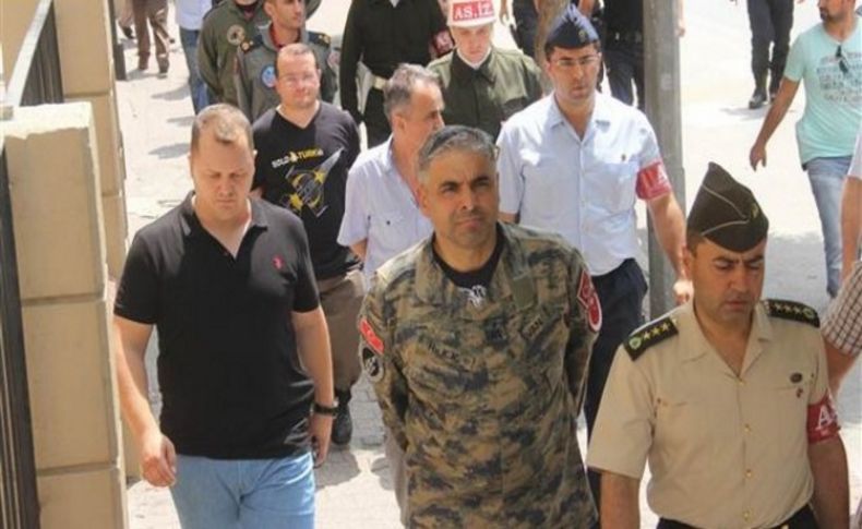 İncirlik Üssü'nün Türk komutanı tutuklandı