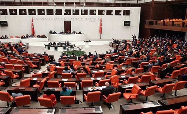 İşçi çıkarma yasağı düzenlemesi komisyondan geçti