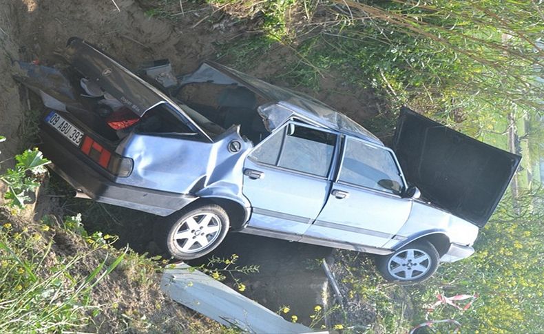 İzmir'de trafik kazası: 3 yaralı