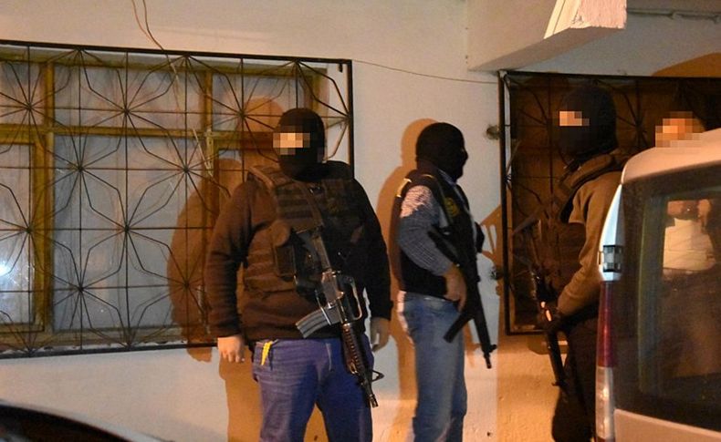 İzmir merkezli terör operasyonu: 8 gözaltı